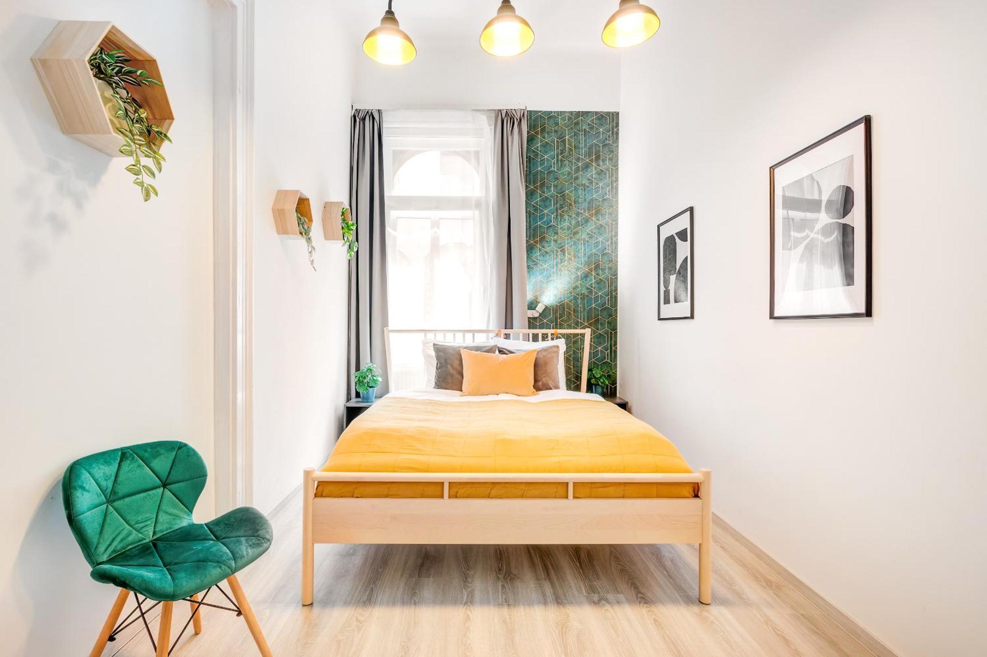 Apartment Central And Cozy - In Vivid Neighbourhood Budapest