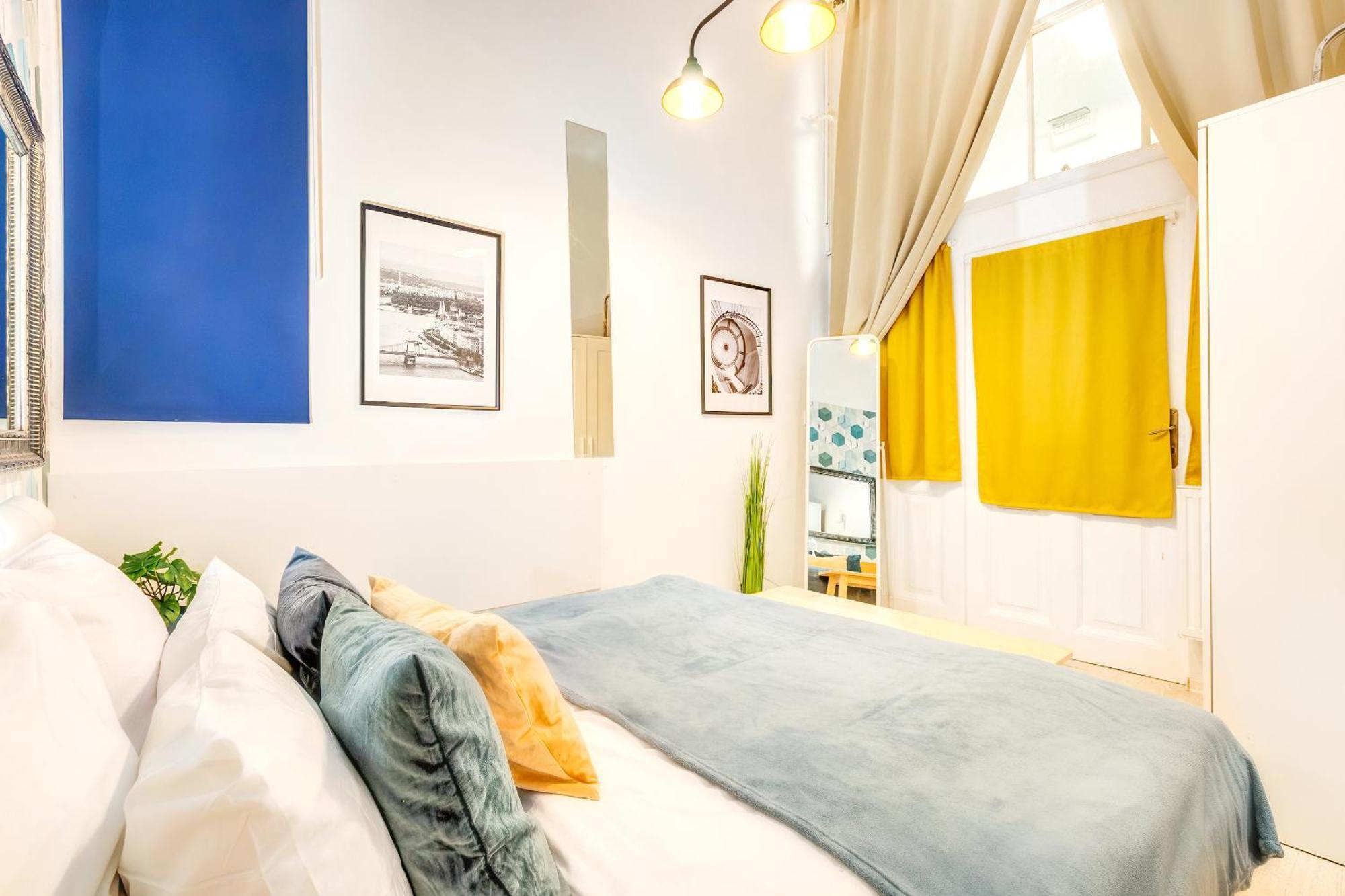 Central And Cozy - In Vivid Neighbourhood * Budapest