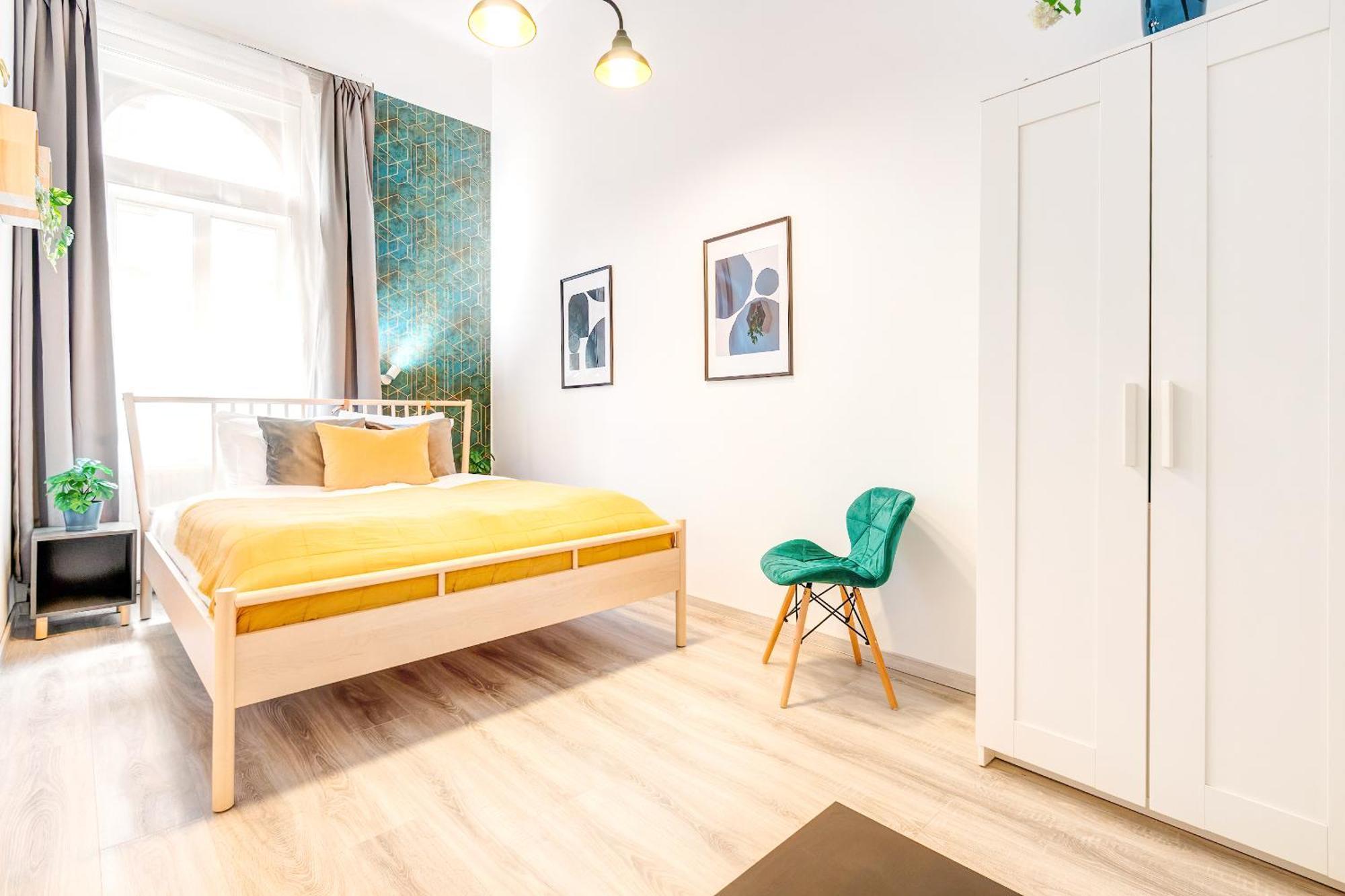 Central And Cozy - In Vivid Neighbourhood Budapest