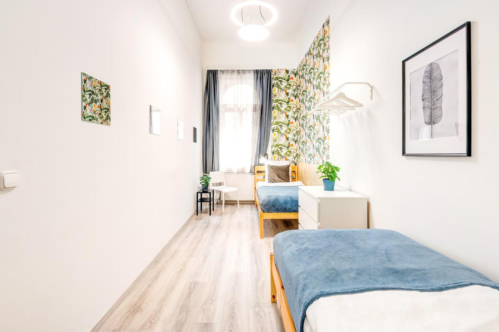 Central And Cozy - In Vivid Neighbourhood