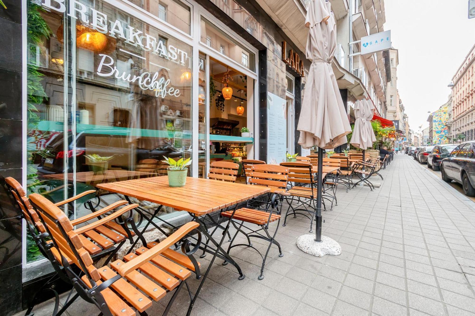 Central And Cozy - In Vivid Neighbourhood Budapest