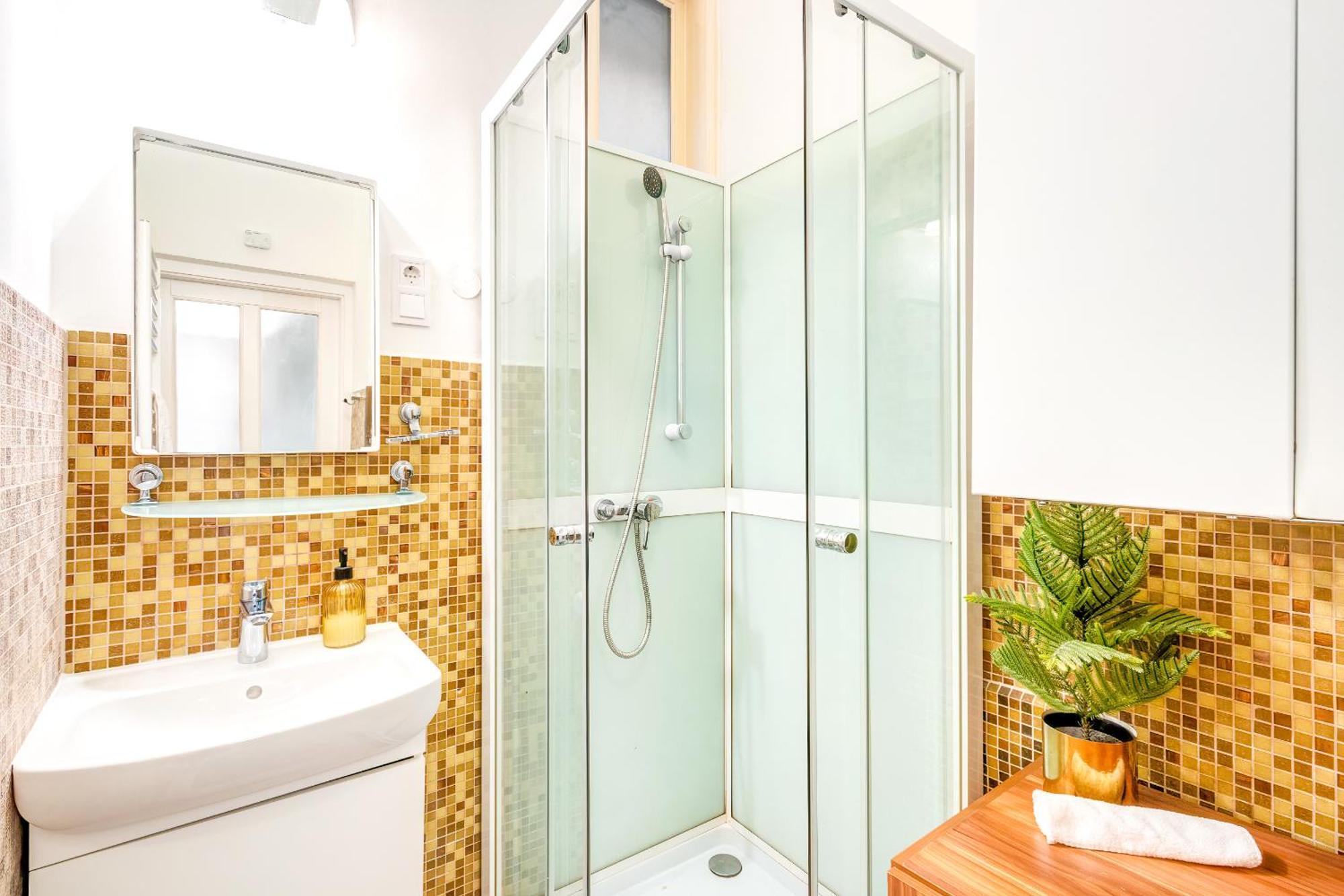 Apartament Central And Cozy - In Vivid Neighbourhood